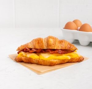 Croissant SandwichesEgg Cheese Turkey Bacon 490x475